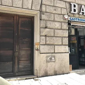- Monti Roma