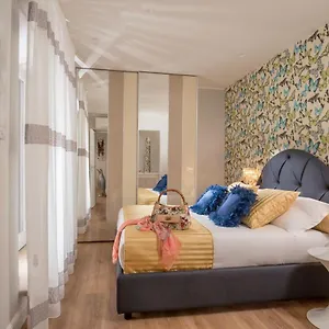 Mytale Luxury Spagna Roma